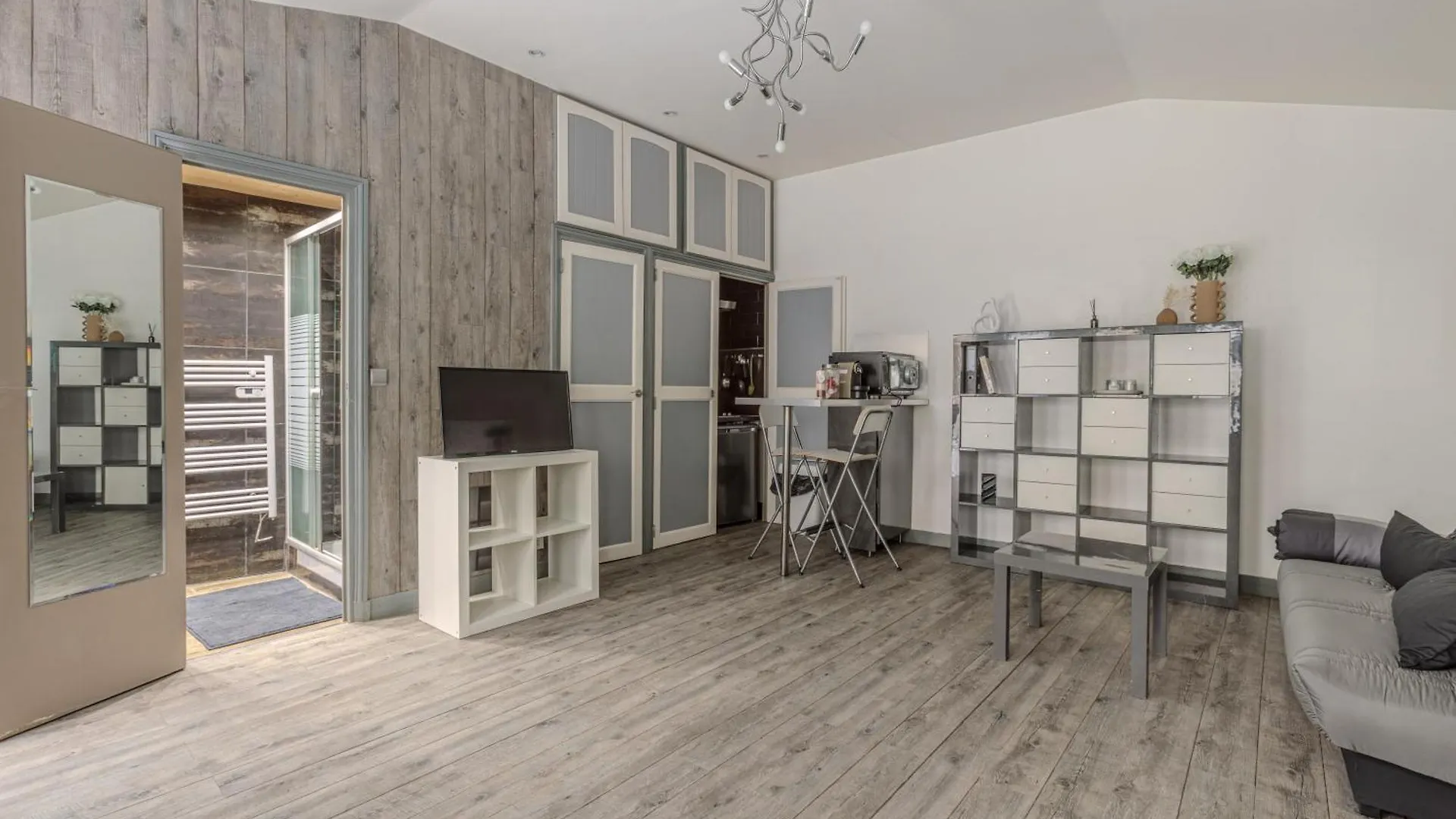 Maison De Champs-elysee Holiday home