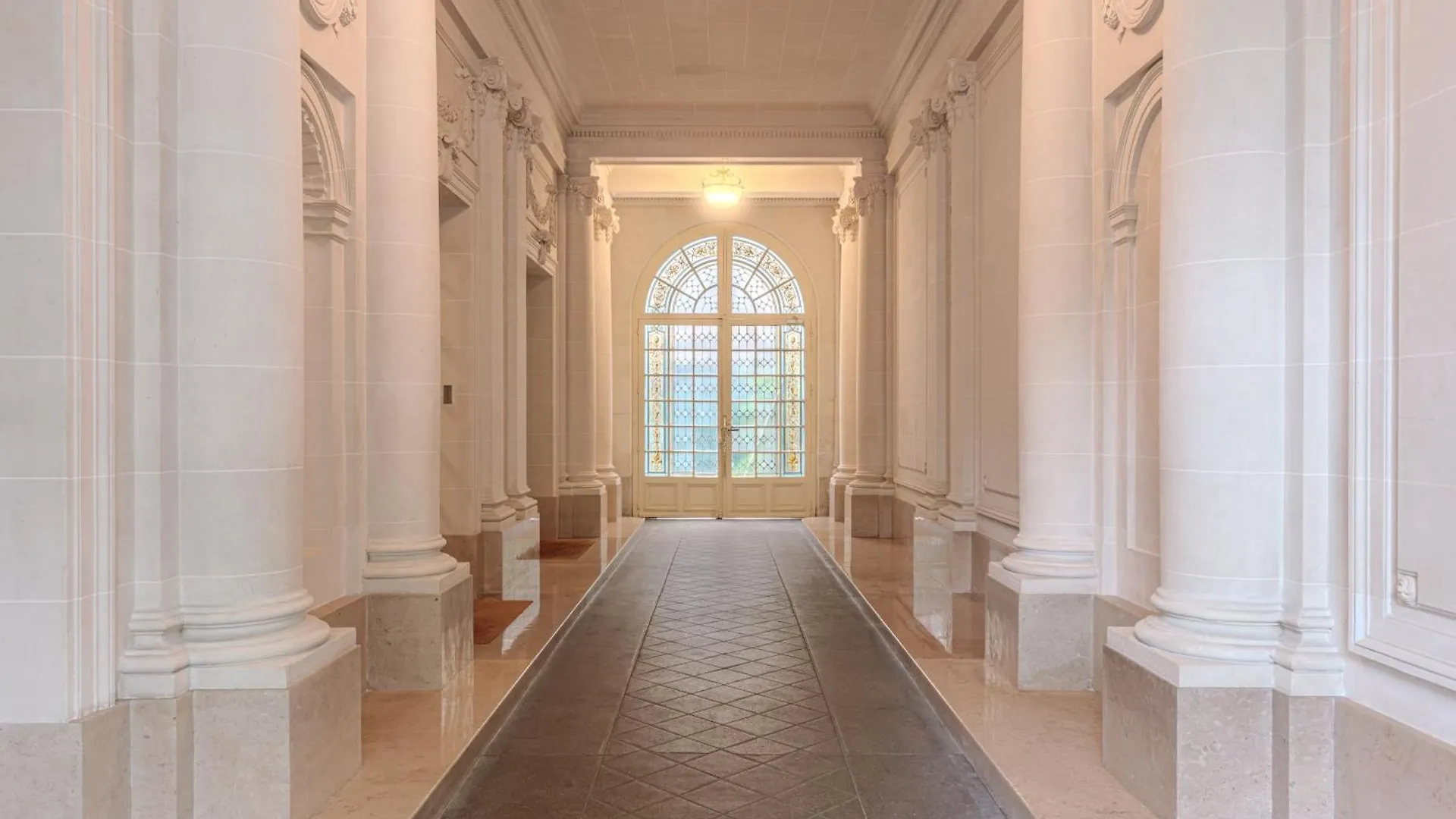 Maison De Champs-elysee 파리